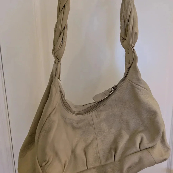 Beige Leather Shoulder Bag - Picture 3 of 9
